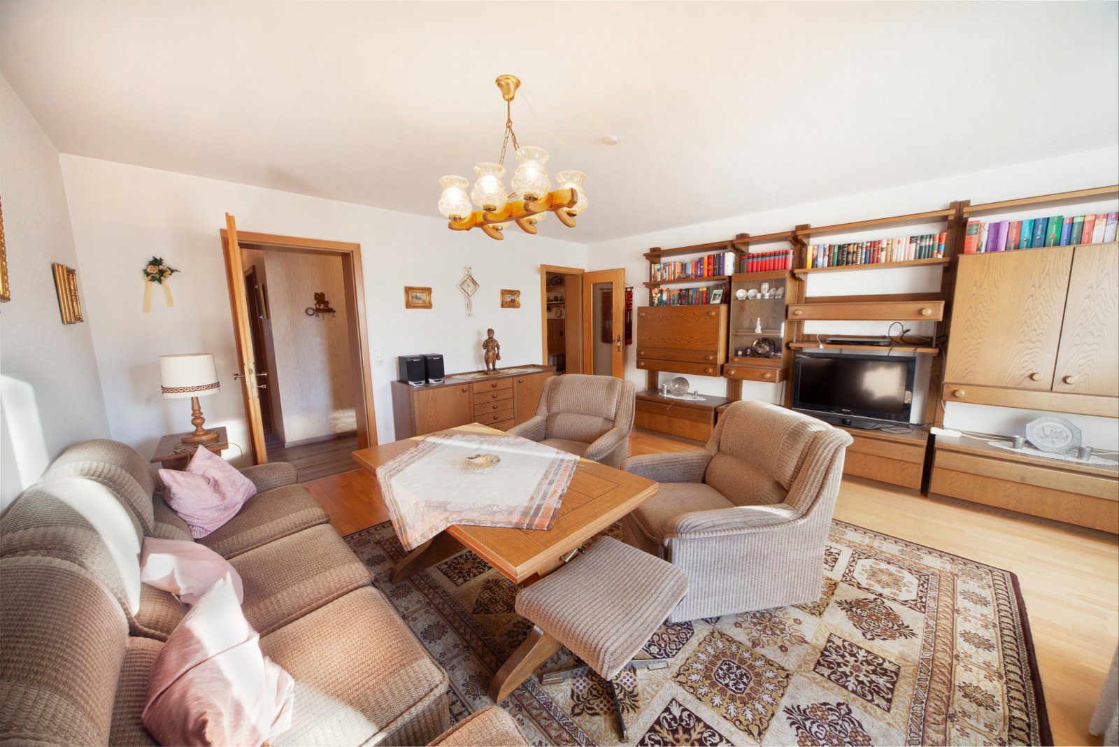 Charmante 3 ZKB Wohnung in der Hammerschmiede mit zwei Balkonen und TG Stellplatz