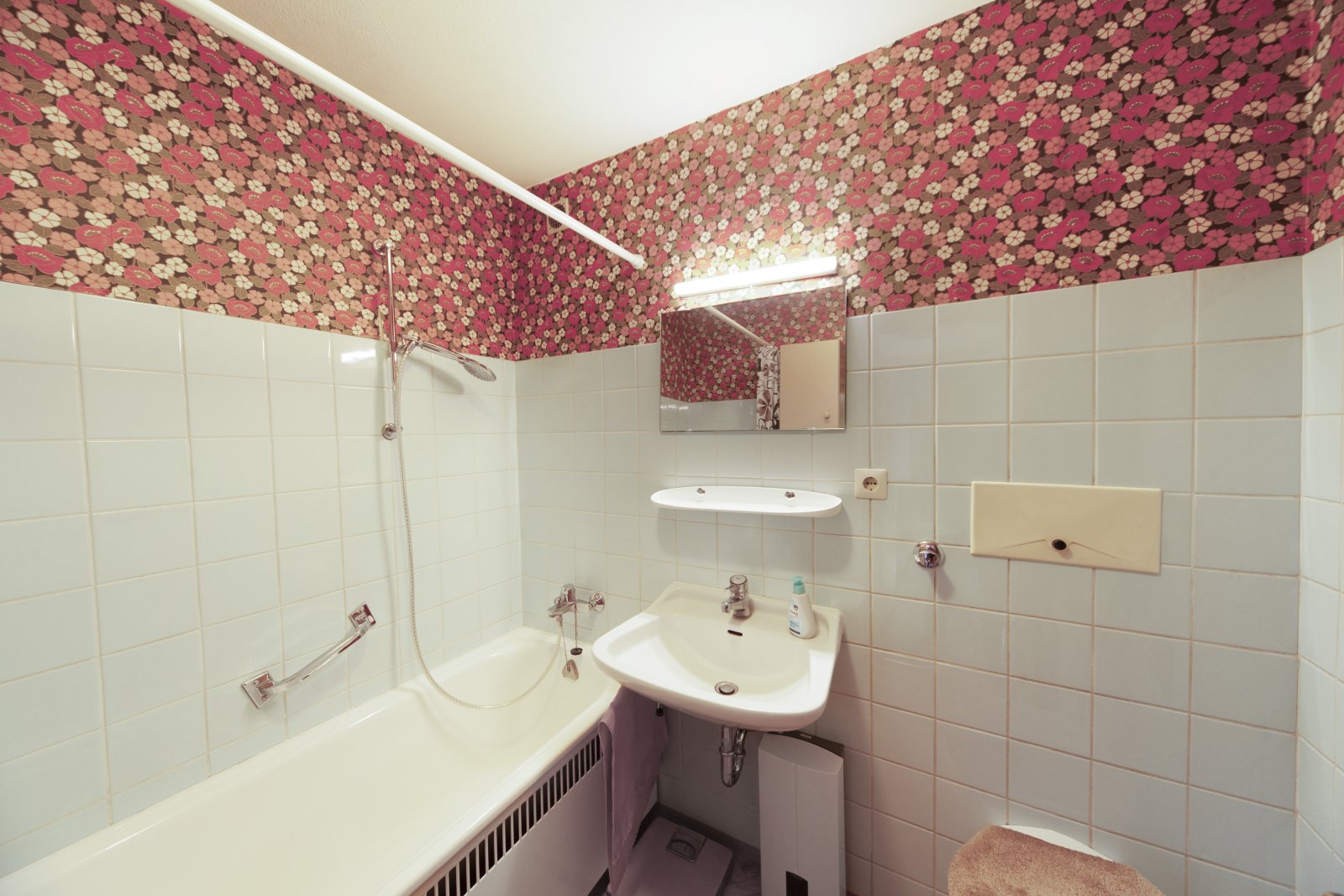 Charmante 3 ZKB Wohnung in der Hammerschmiede mit zwei Balkonen und TG Stellplatz