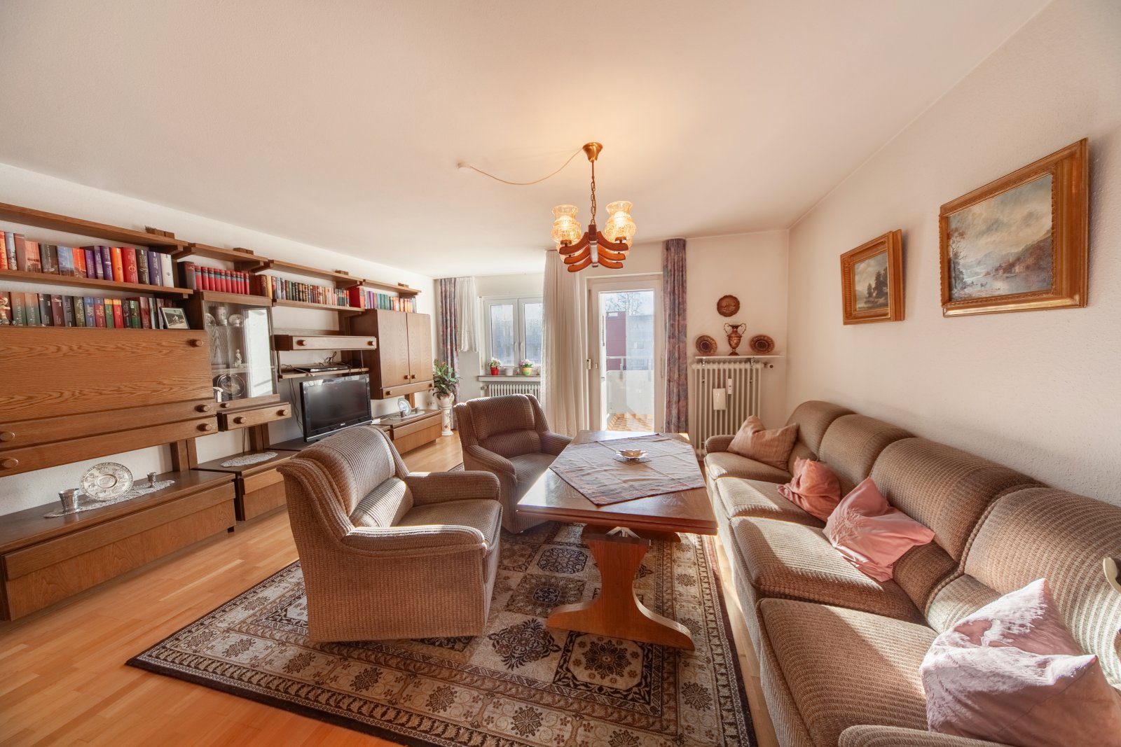 Charmante 3 ZKB Wohnung in der Hammerschmiede mit zwei Balkonen und TG Stellplatz
