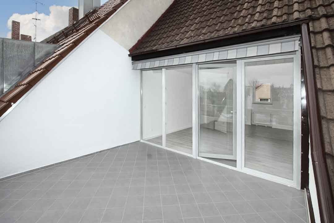 Juwel in der Innenstadt von Augsburg! Kernsanierte 2 ZKB mit Dachterrasse in absoluter Zentrumslage im Georgenviertel! Bald mieterfrei!