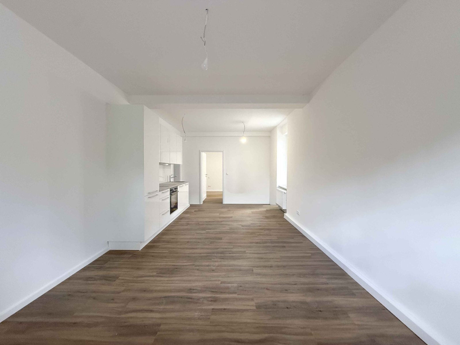 Moderne, renovierte 2-ZKB mit EBK im Stadtjägerviertel!