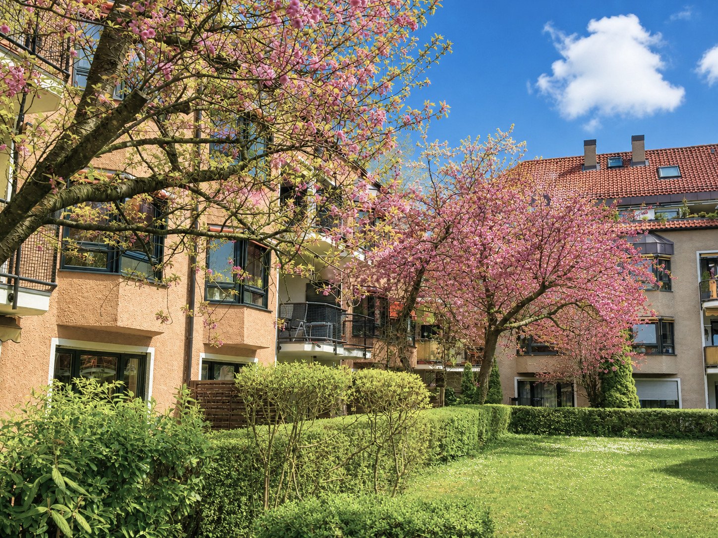 Moderne 2-ZKB mit Dachterrasse in ruhiger Lage direkt am Lech