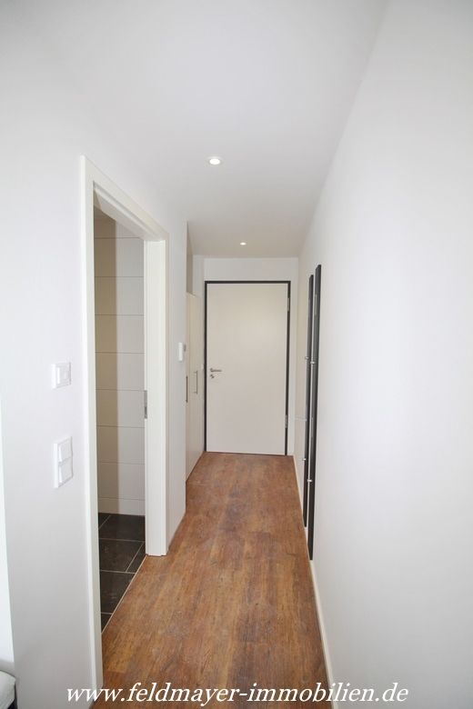 Neubau! Top modernes Studenten Apartment mit Balkon in Zentrumslage!