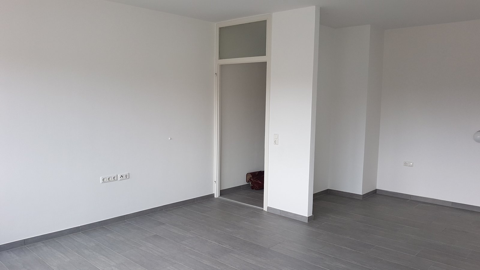 Modernes großzügiges Apartment, 1 ZKB, EbK, München Hadern! U-Bahn