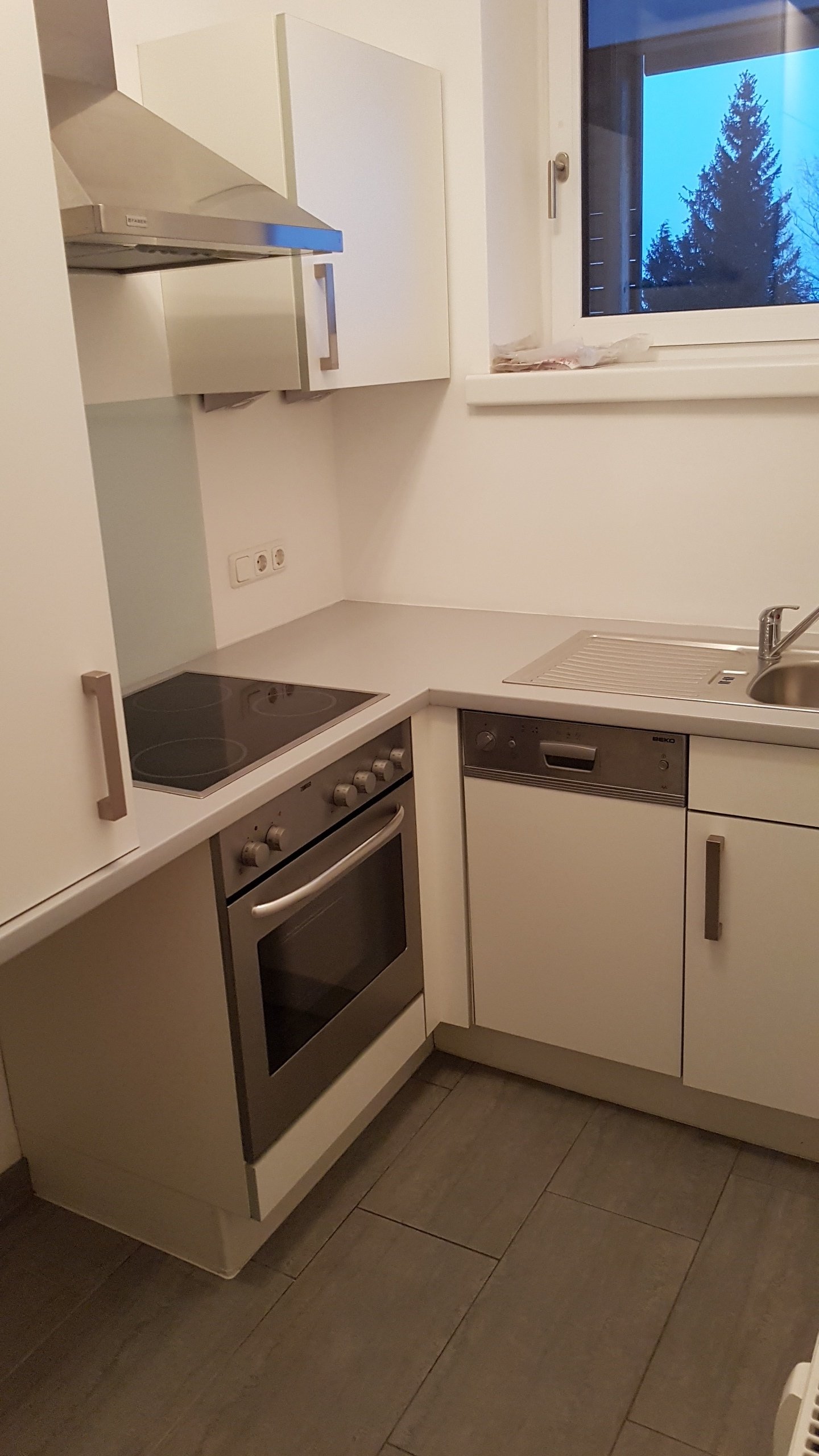 Modernes großzügiges Apartment, 1 ZKB, EbK, München Hadern! U-Bahn