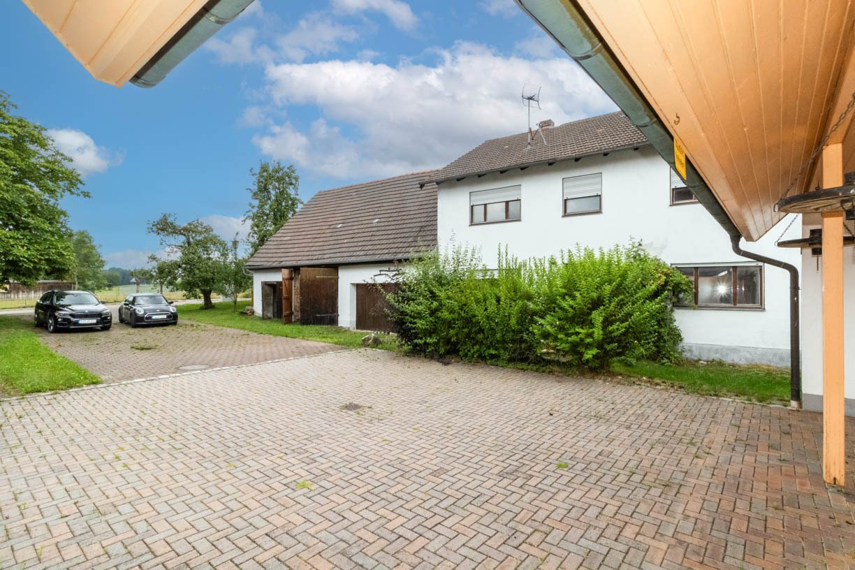 Traumhaftes Hofensemble mit Potenzial – zzgl. Bauplatz, Stadel, Grünland zur Pacht -