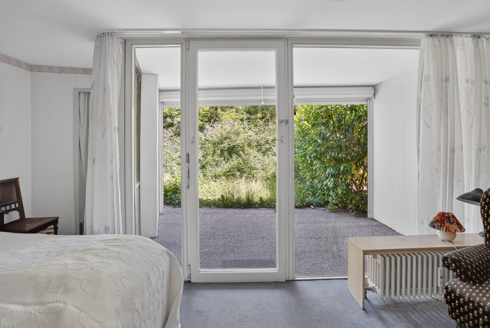 Hochwertige 4-Zimmer-Terrassenwohnung auf zwei Ebenen, Tiefgarage und Dachpool in Göggingen