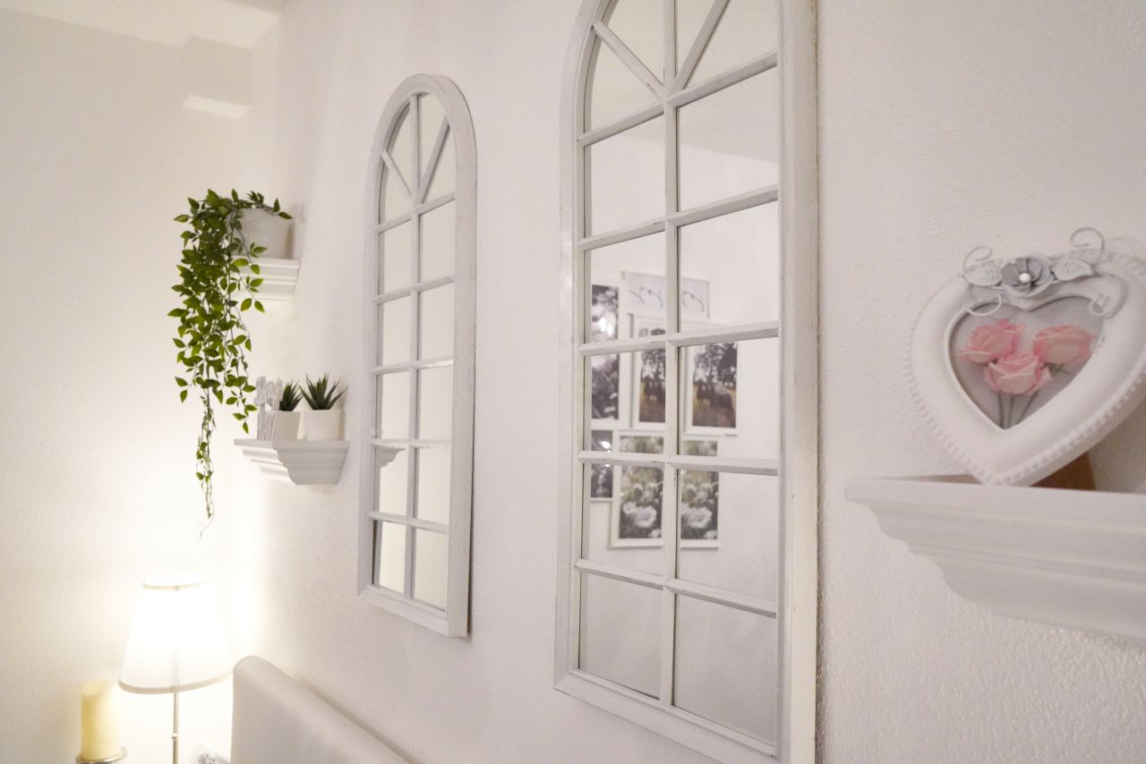 Exklusiv möblierte 4-Zimmer-Wohnung | 3 Dachterrassen | Aufzug | TG-Stellplatz | 1000 Mbit Internet