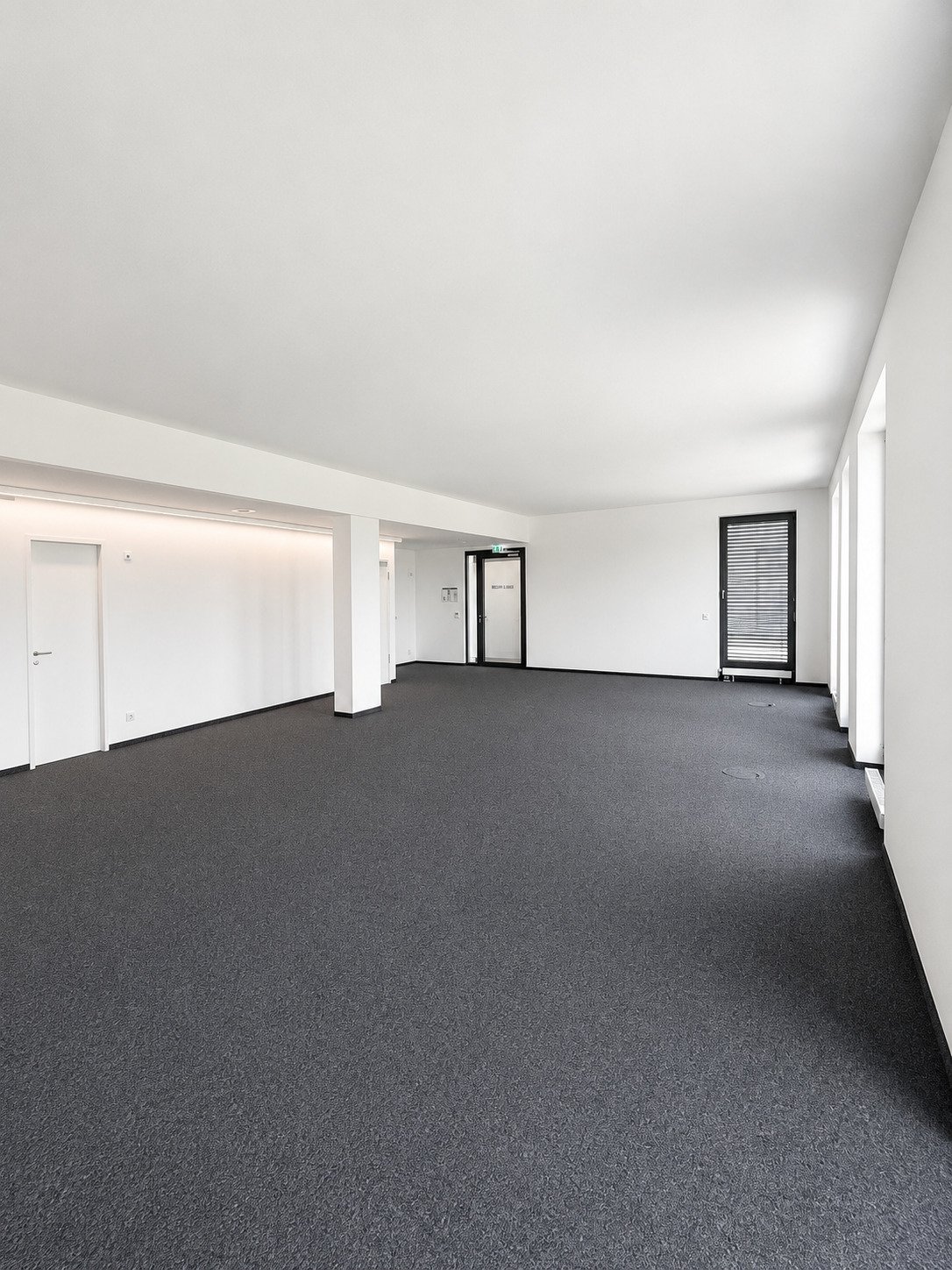 Modernes freundliches Büro in modernstem Standard in attraktiver Neubauimmobilie