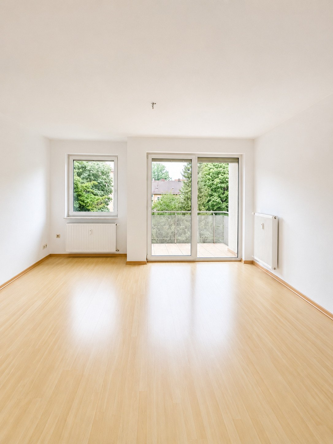 Charmante 3 ZKB - Wohnung mit viel Tageslicht und guter Raumaufteilung. Anfrage bitte per E-Mail!