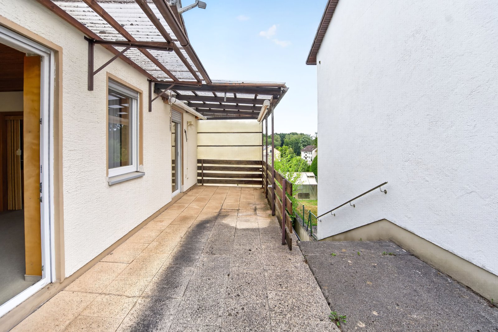 Einfamilienhaus mit viel Potenzial auf großem Gartengrundstück - 5 Zimmer + Garage am Haus
