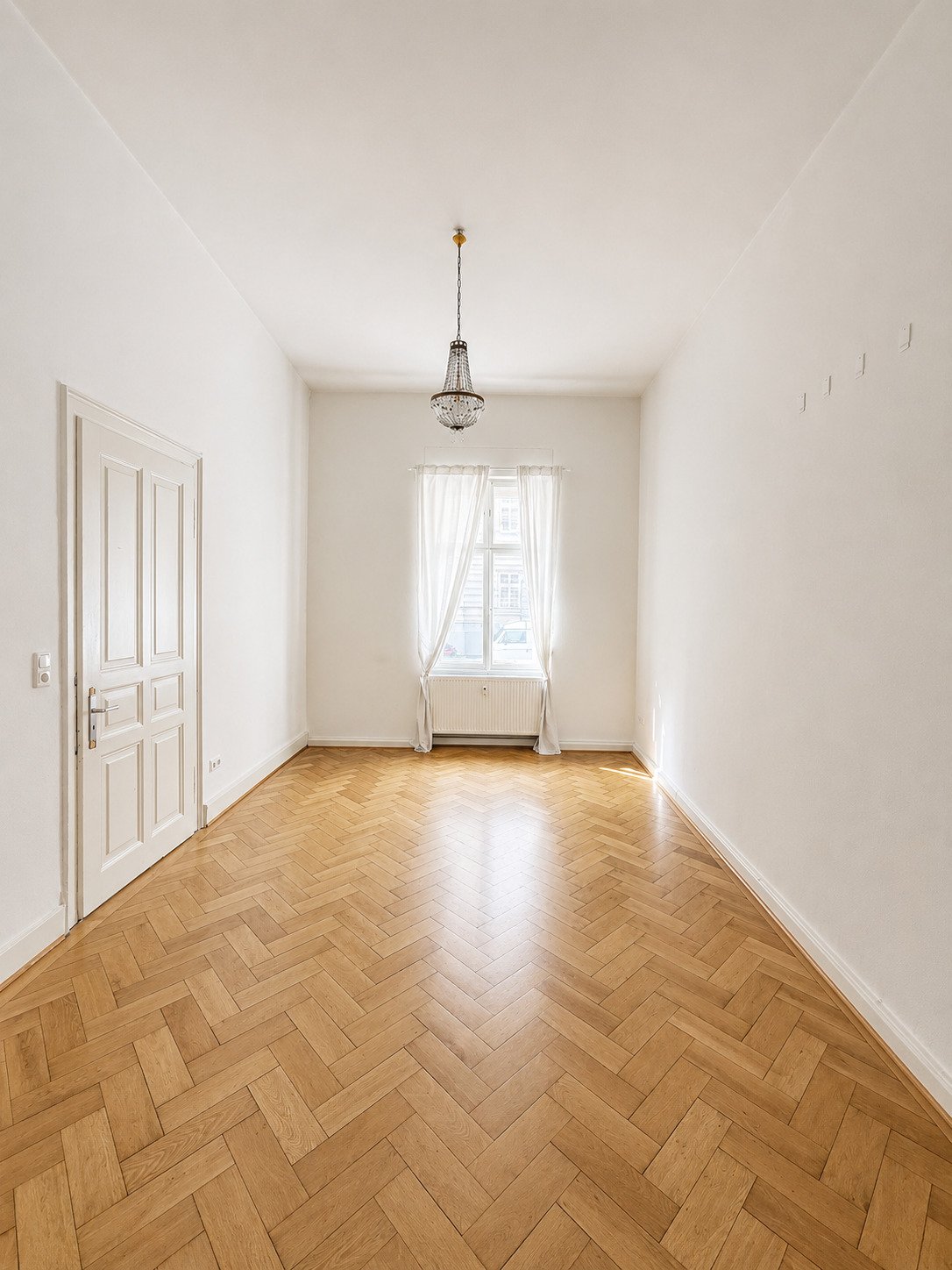Wohnen, wo Augsburg lebt – 4-ZKB-Wohnung in Top-Lage - Anfragen bitte ausschließlich per E-Mail!