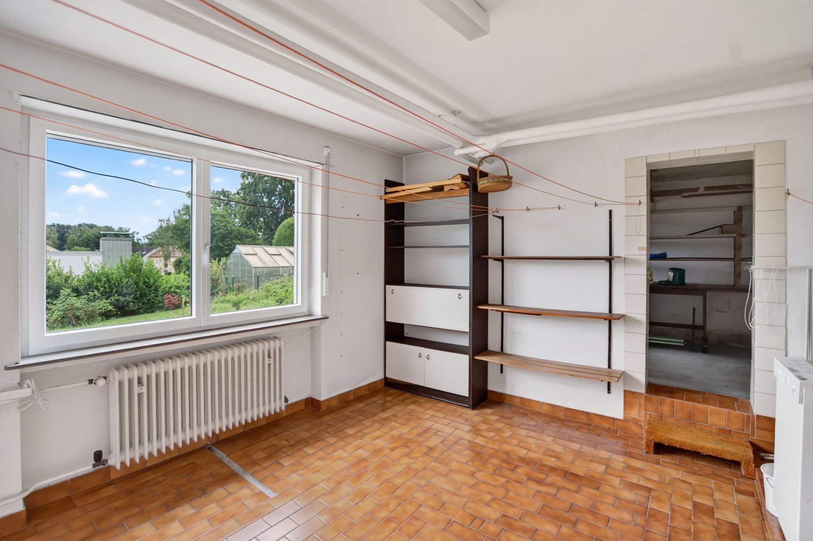 Einfamilienhaus mit viel Potenzial auf großem Gartengrundstück - 5 Zimmer + Garage am Haus