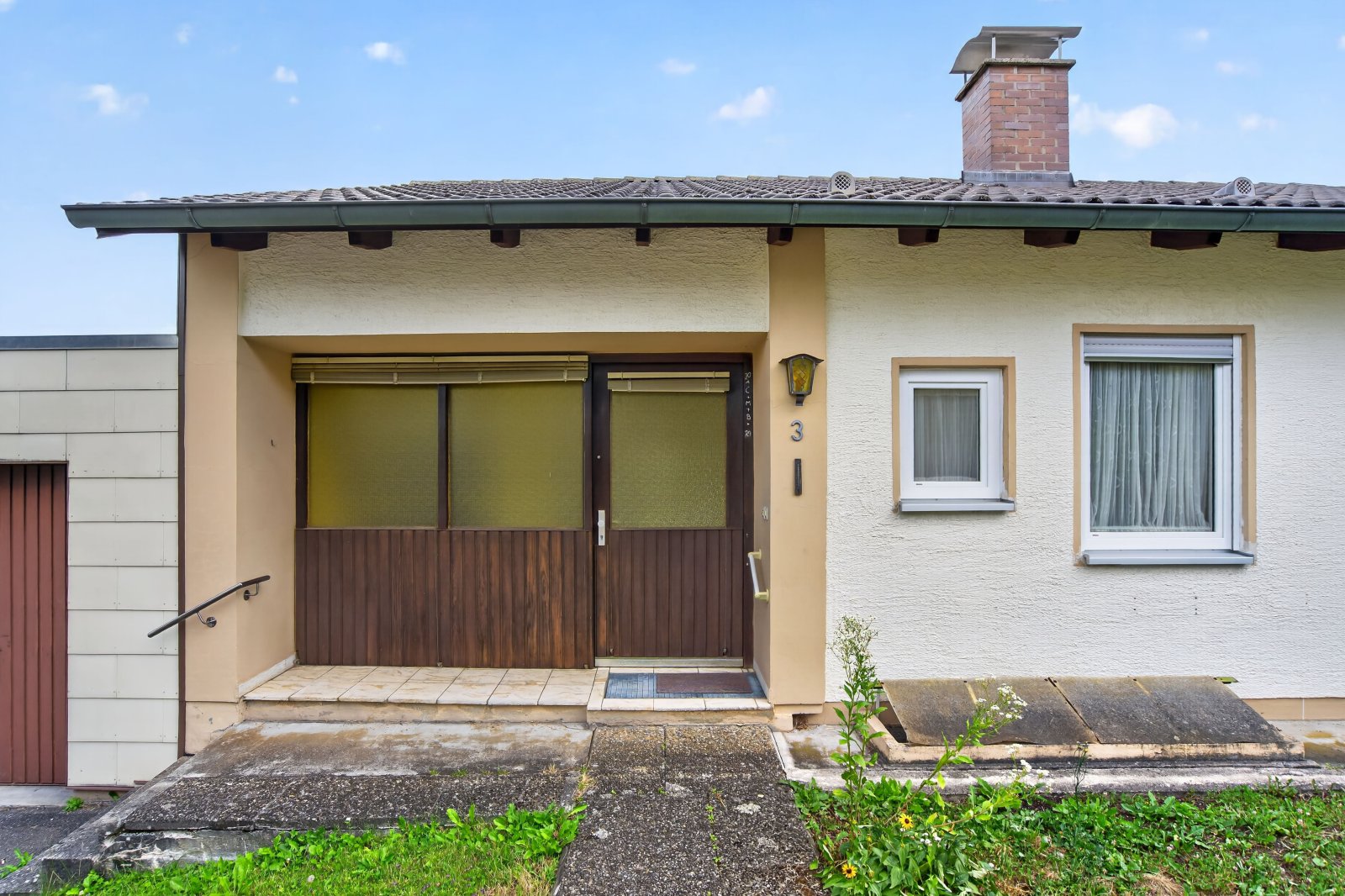 Einfamilienhaus mit viel Potenzial auf großem Gartengrundstück - 5 Zimmer + Garage am Haus
