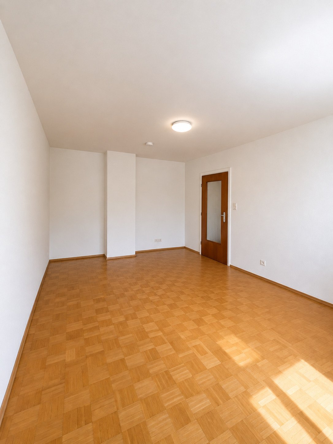 Anfragen per E-Mail!  Apartment in beliebter Wohnlage in der Augsburger Innenstadt!