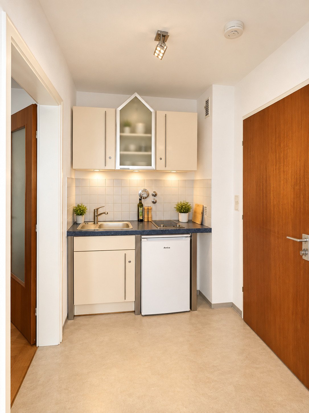 Anfragen per E-Mail!  Apartment in beliebter Wohnlage in der Augsburger Innenstadt!