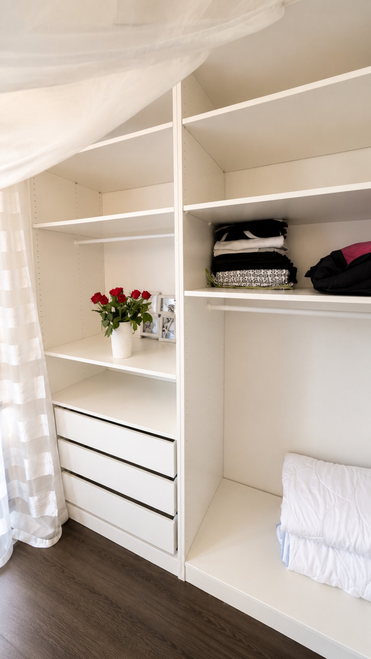 Schlafbereich Schrank